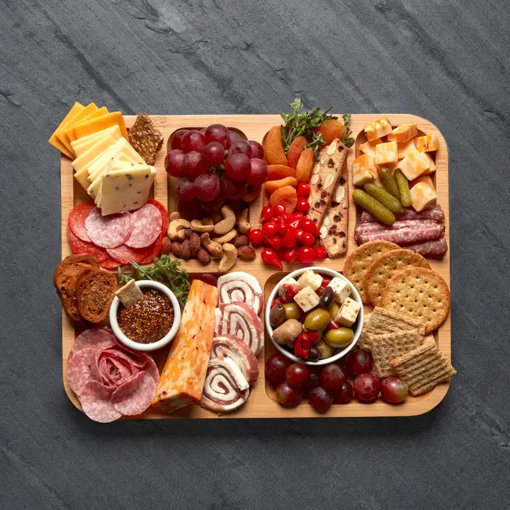 11x14 Bamboo 6 Slot Charcuterie Board with Black Handles - Image 4