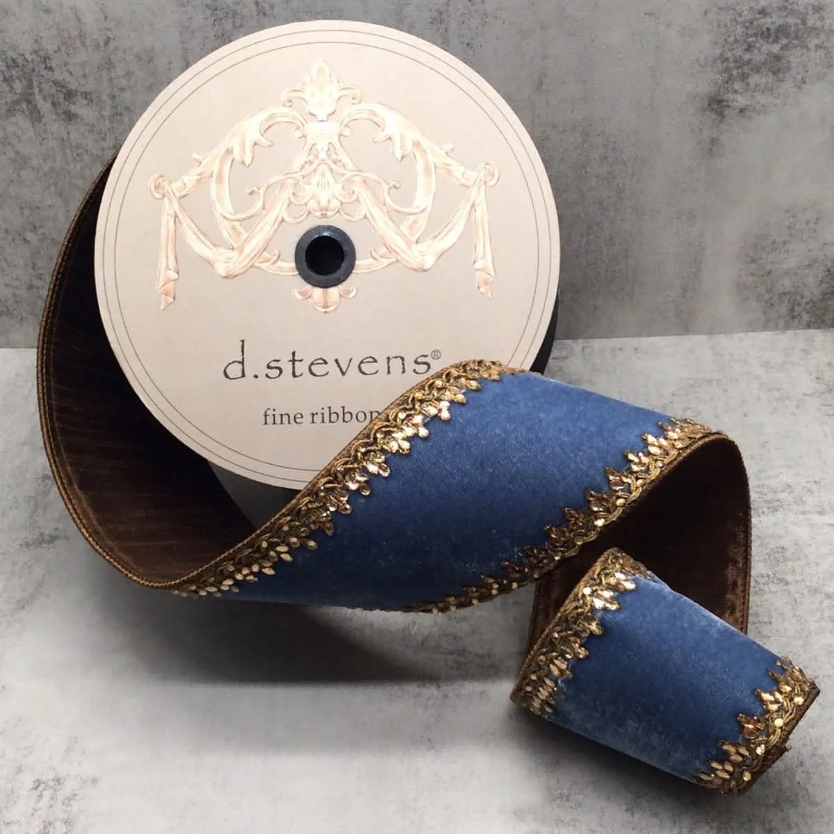4" x 10yds Lush Velvet Countessa Scallop Jewel Trim, Dusty Blue