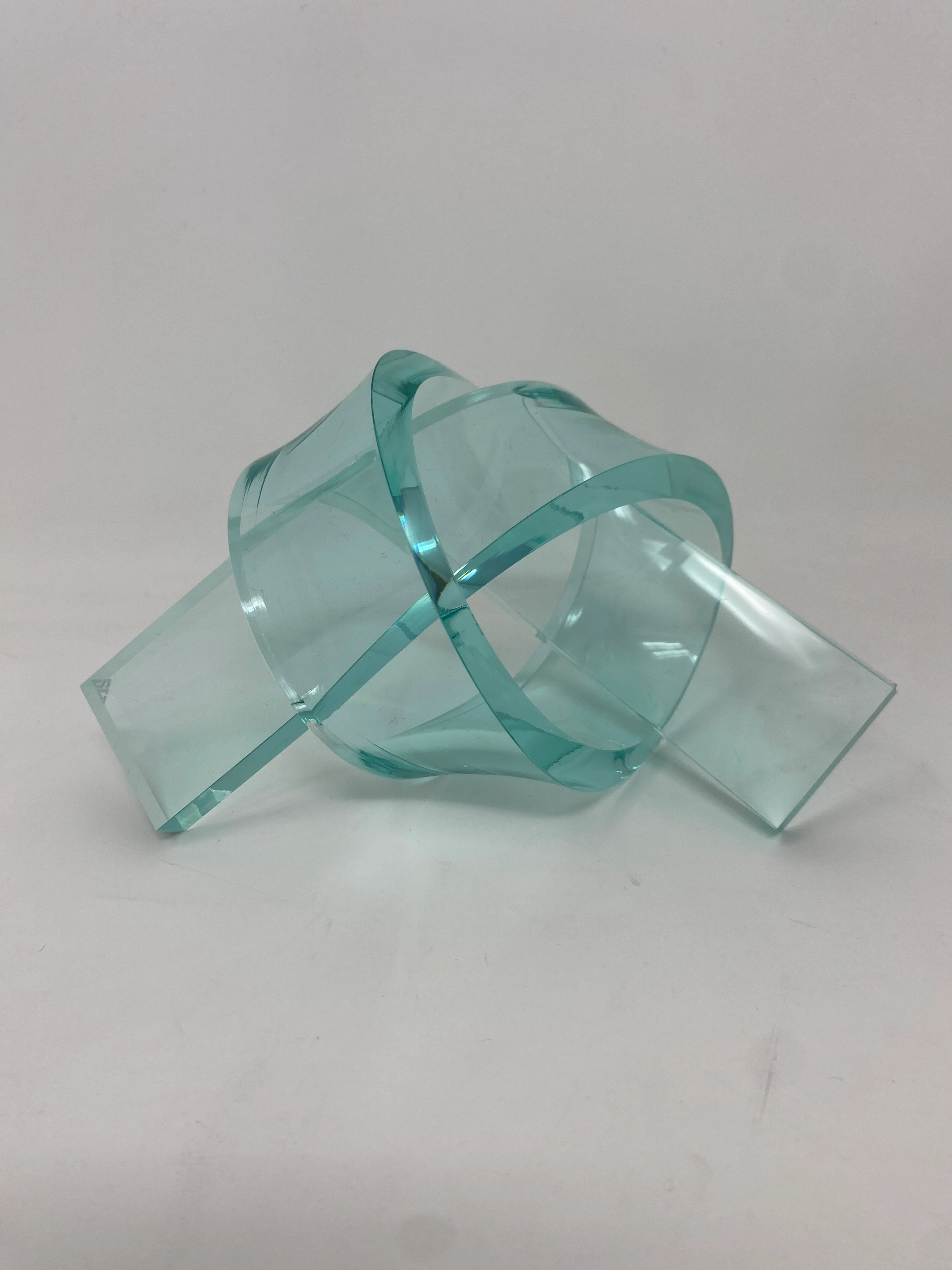 Acrylic Knot - Image 24