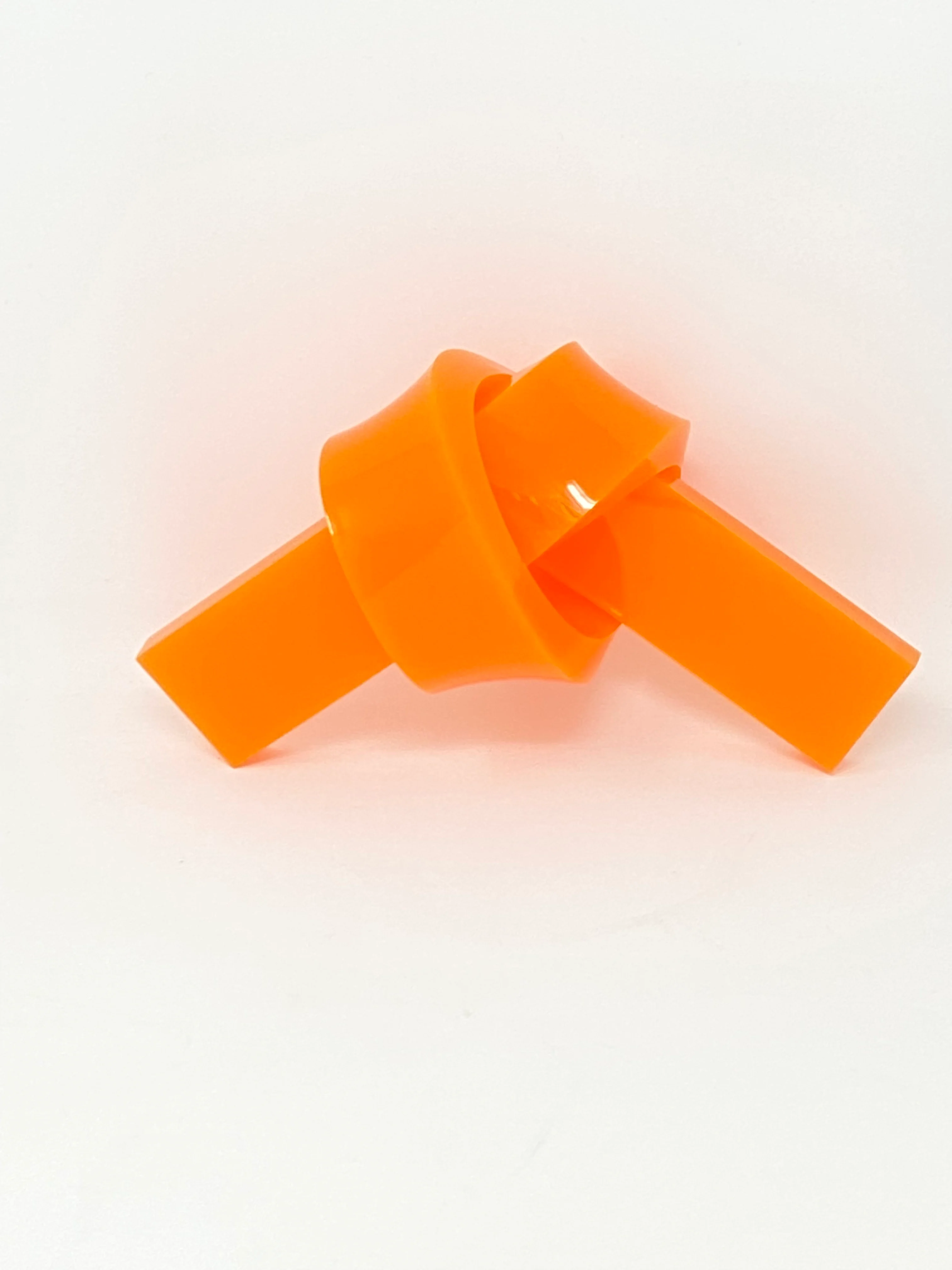 Acrylic Knot - Image 27