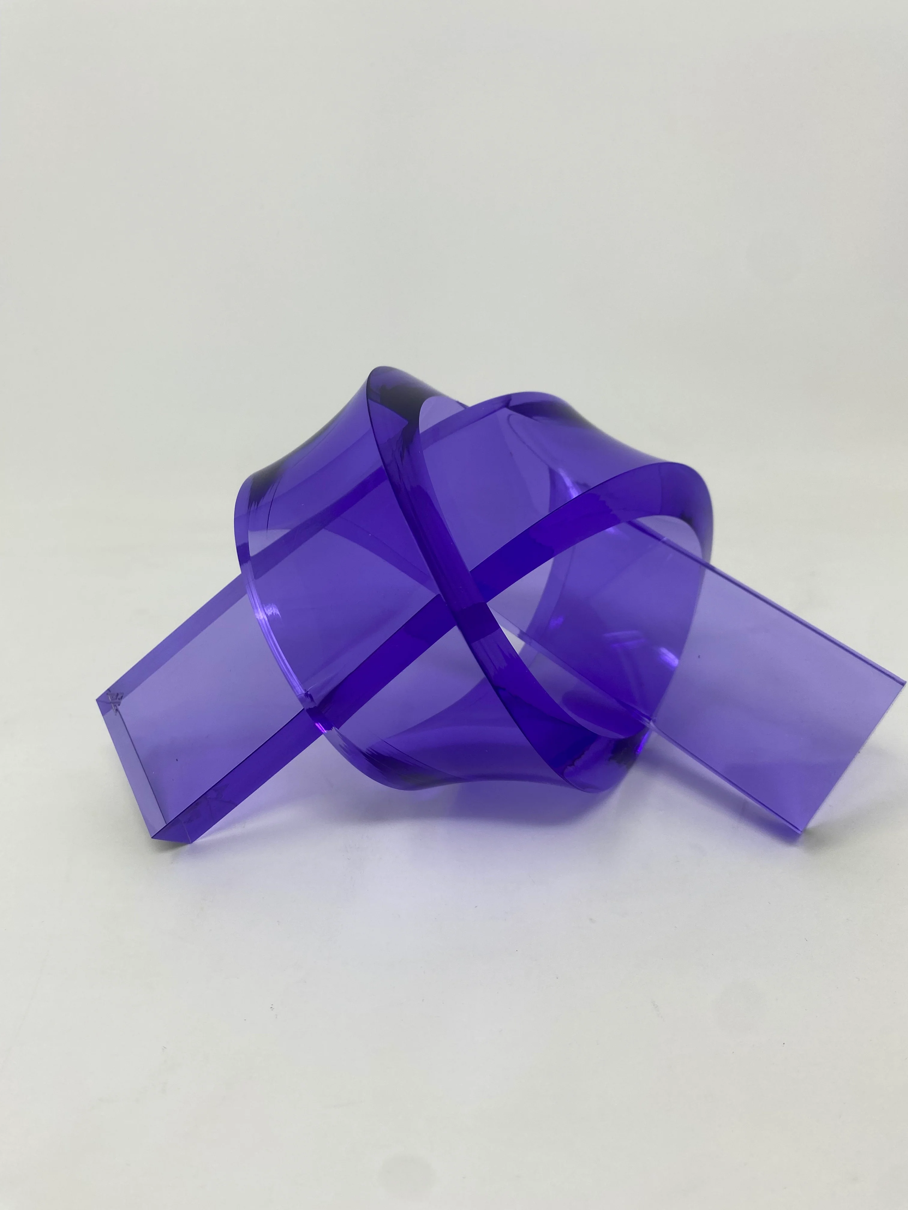 Acrylic Knot - Image 32
