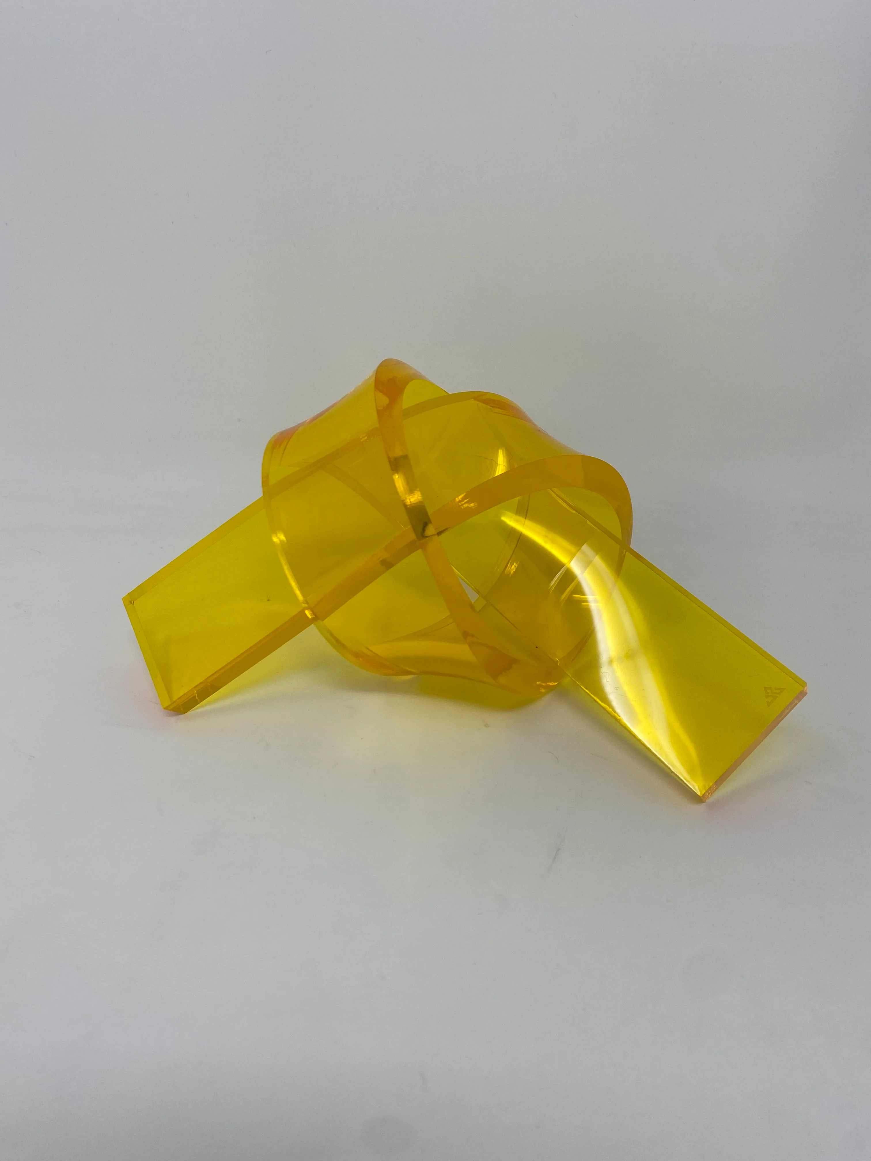 Acrylic Knot - Image 44