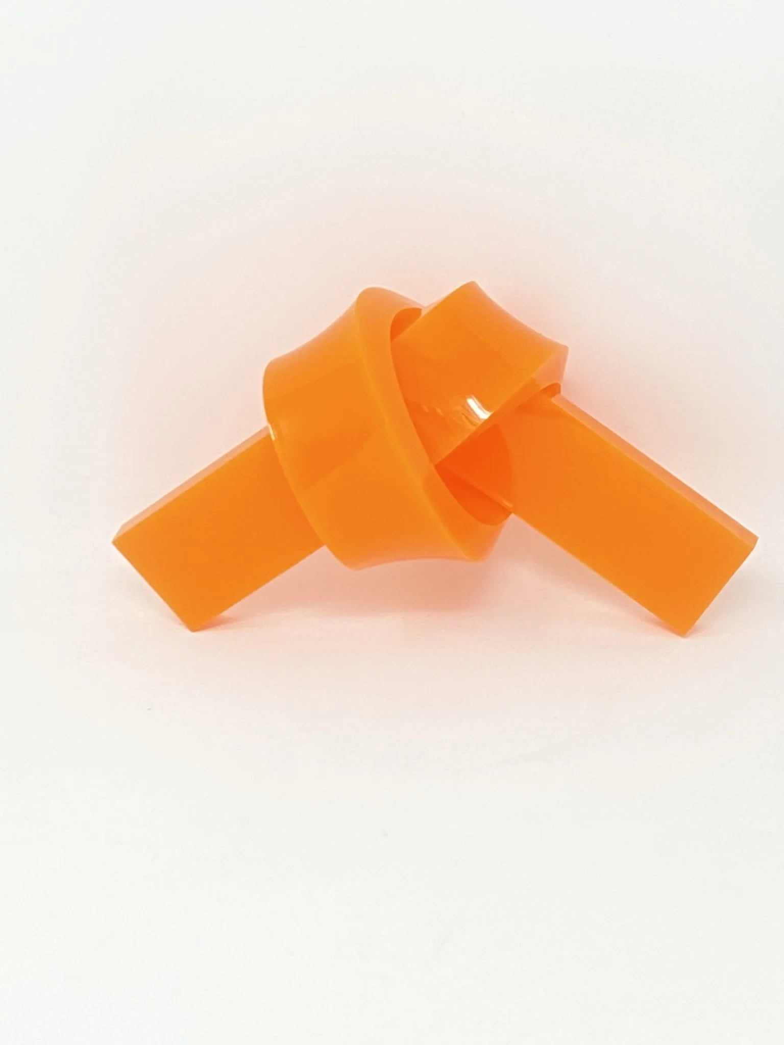 Acrylic Knot - Image 8