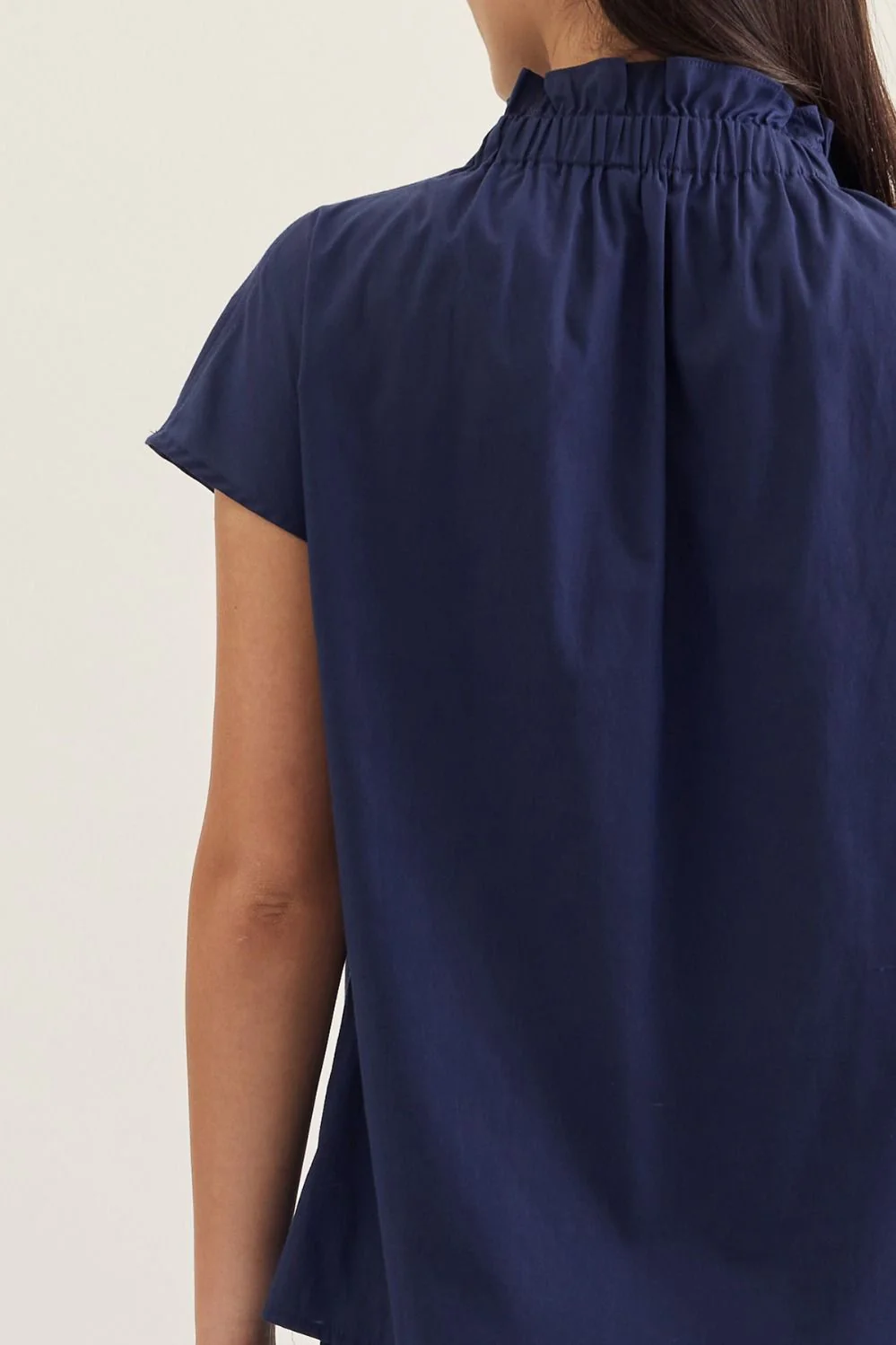Aliana Solid Cap Sleeve Top - Image 5