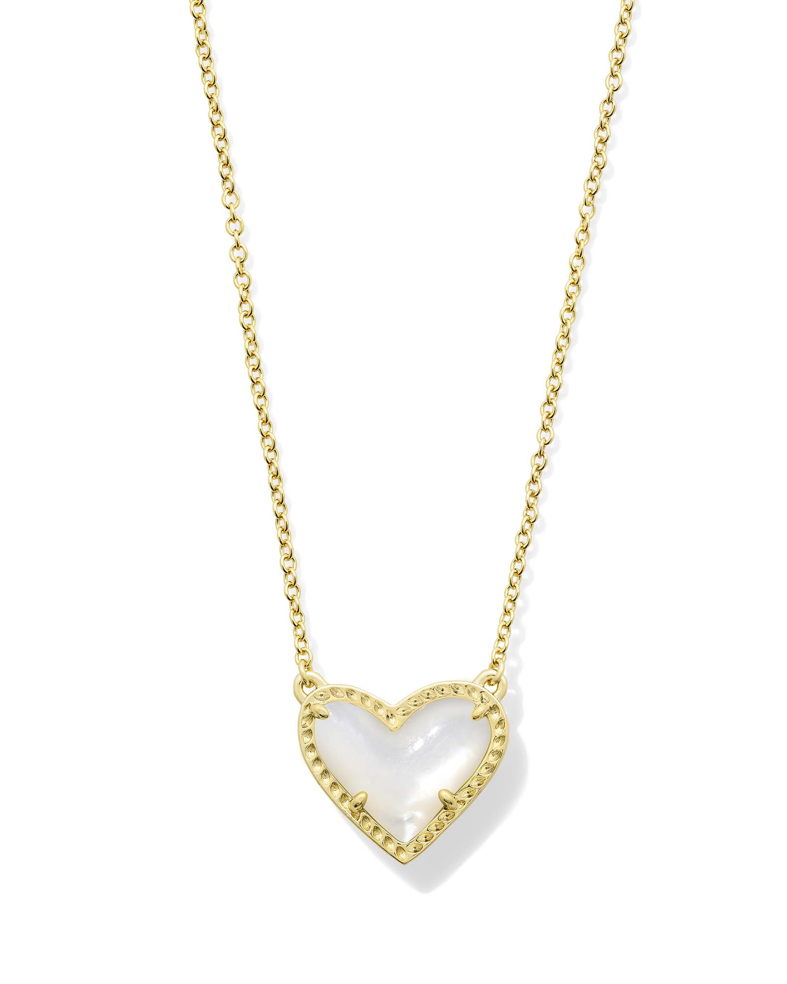 Ari Heart Short Pendant Necklace - Image 19