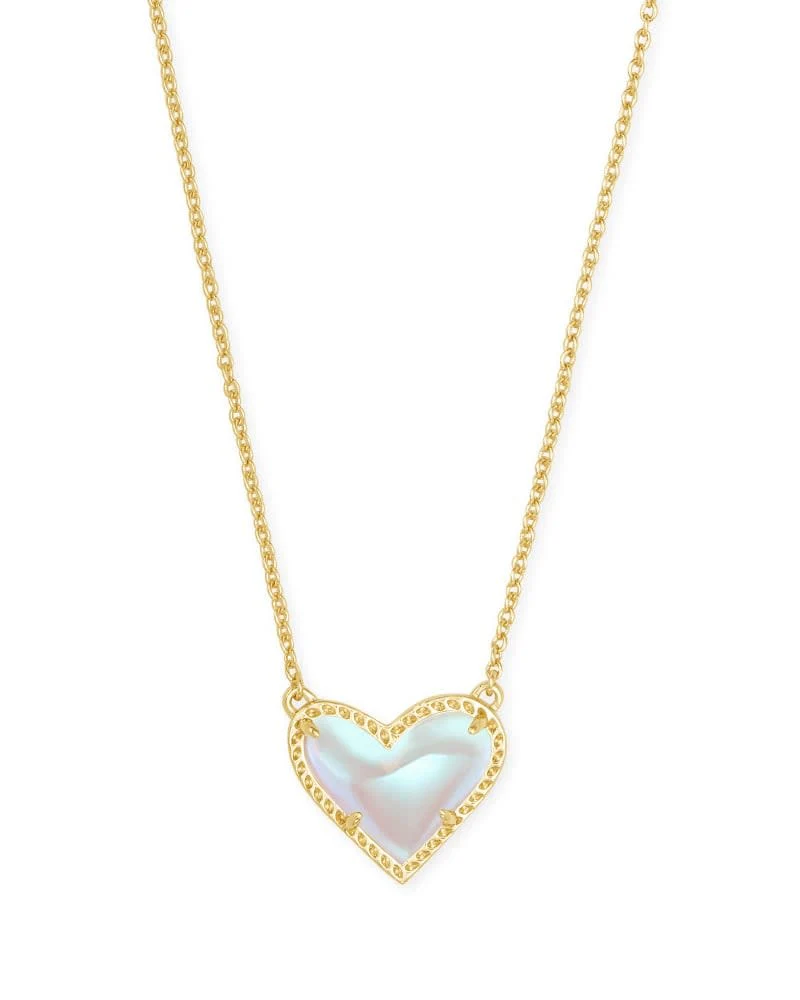 Ari Heart Short Pendant Necklace - Image 6