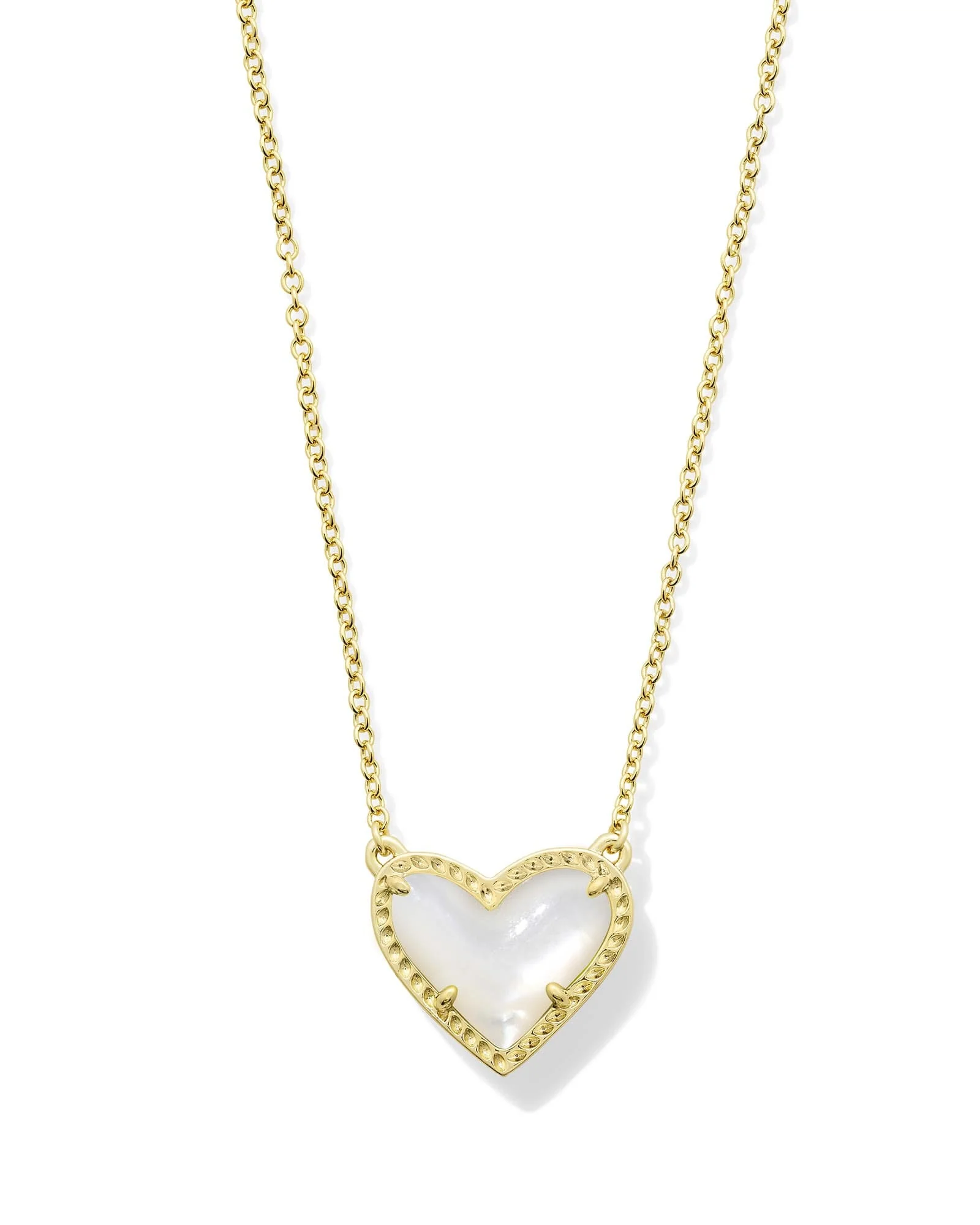 Ari Heart Short Pendant Necklace - Image 9