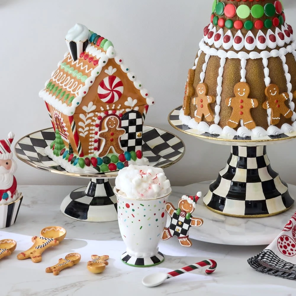 Bake Shop Gingerbread Handle Mug with Spoon - Image 3