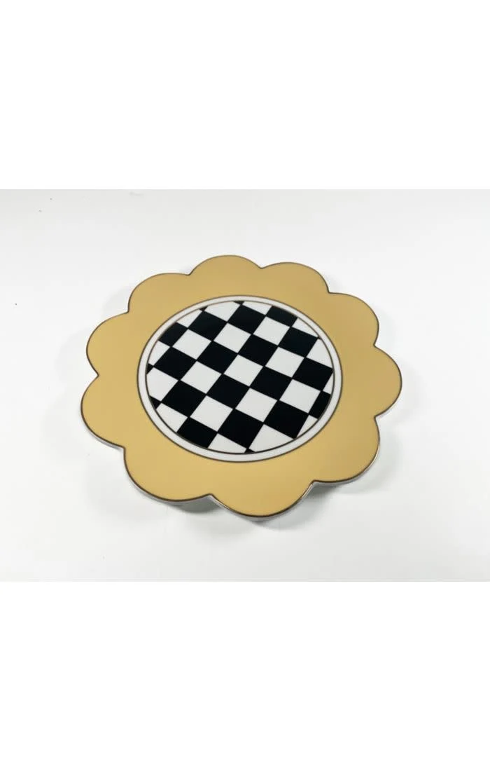 Buttercream Petal Dinner Plate