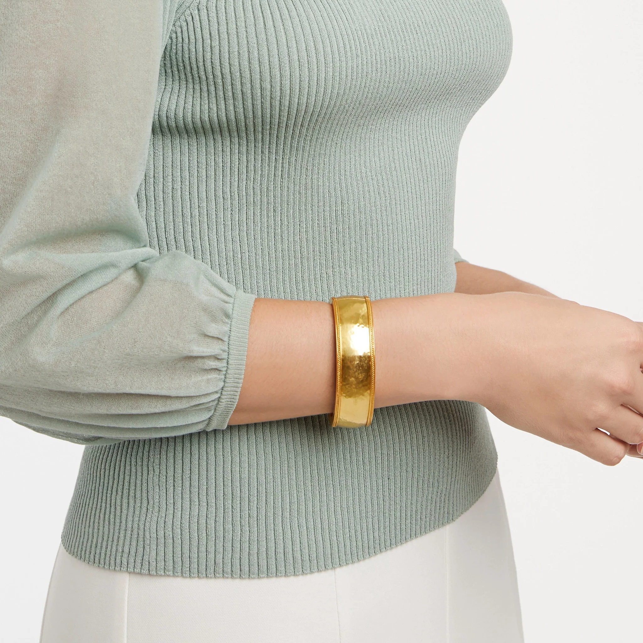 Cannes Statement Hinge Bangle Gold - Image 3