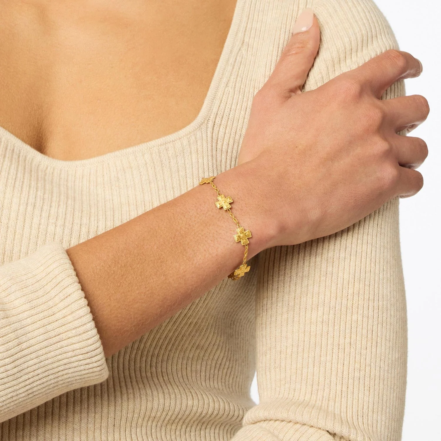 Canterbury Delicate Bracelet - Image 2
