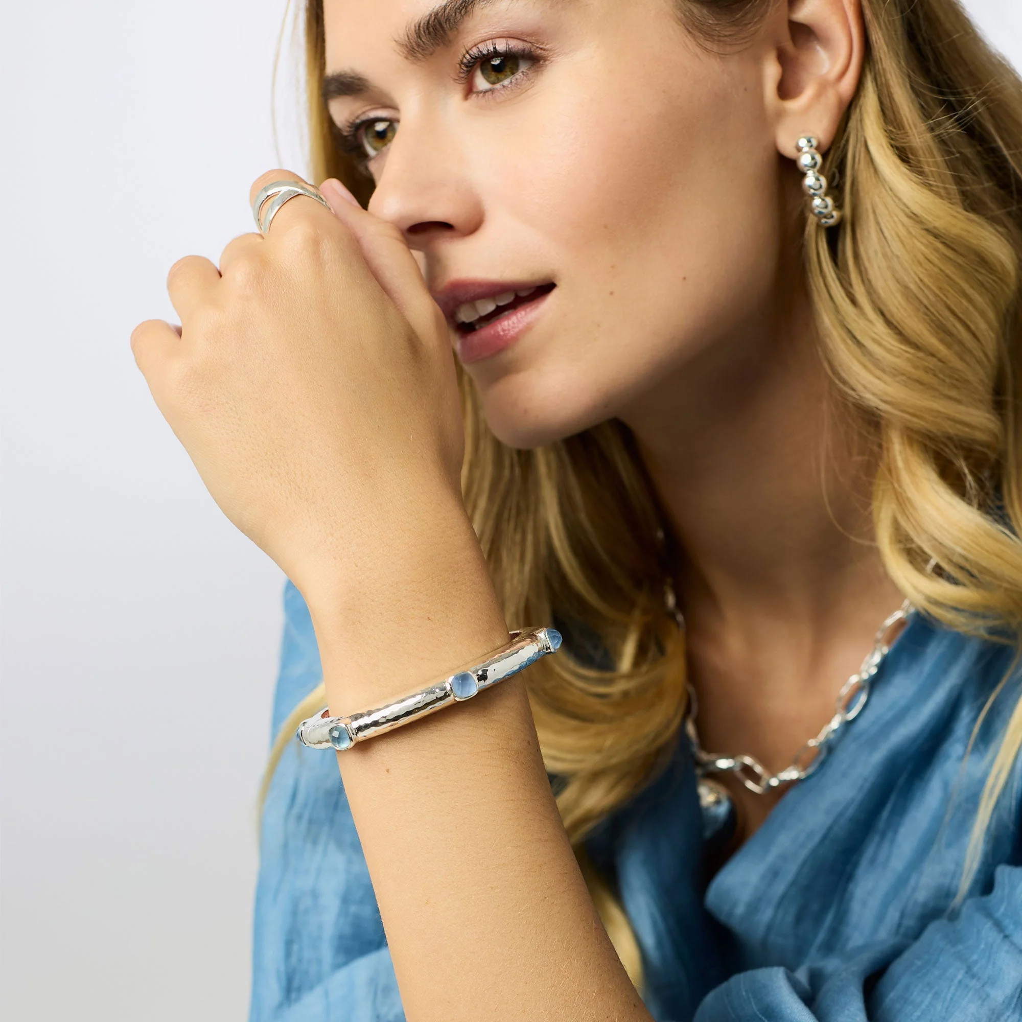 Catalina Hinge Bangle - Silver
