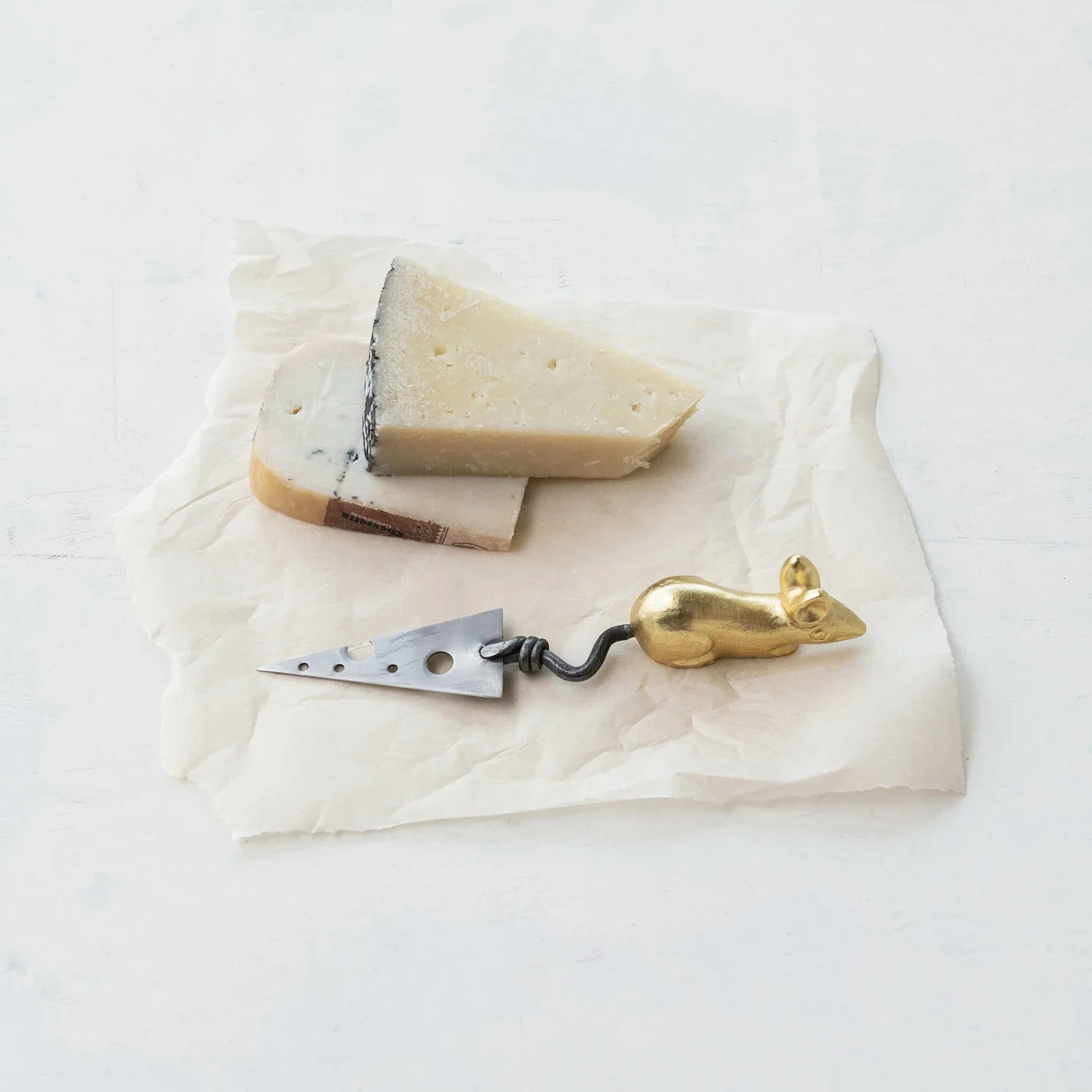 Cheese Knife with Cheese Shaped Blade & Mouse Shaped Handle - Image 2