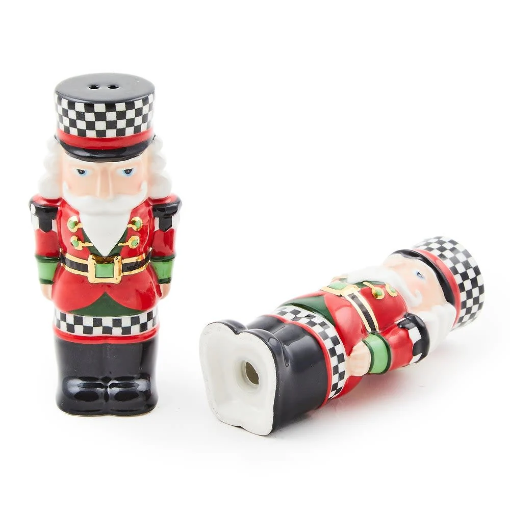 Classic Courtly Nutcracker Salt & Pepper Set - Image 2