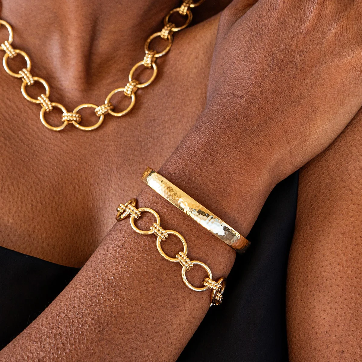 Cleopatra Oval Hinged Bangle - Gold S/M - Image 2