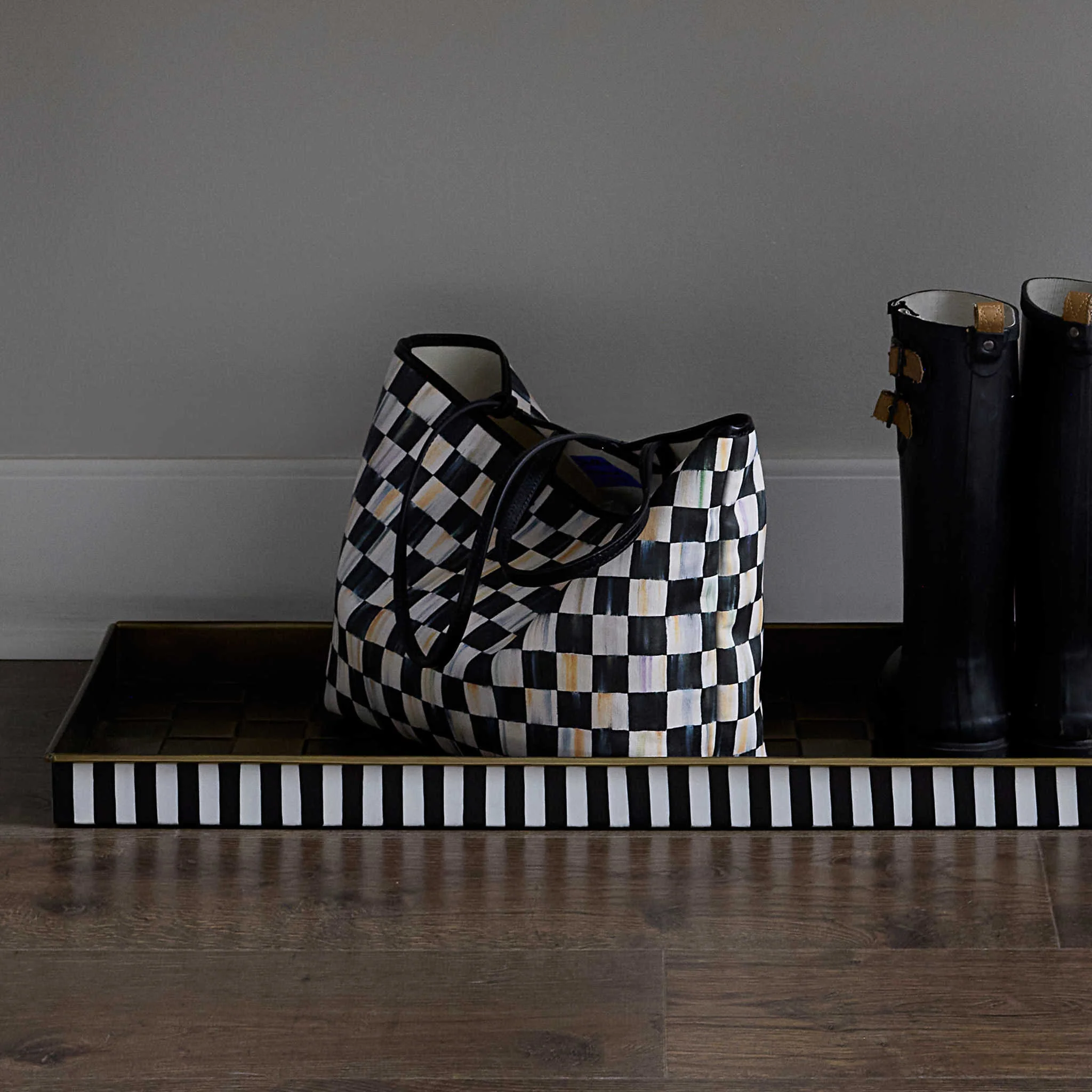 Courtly Check Marche Medium Tote - Image 2