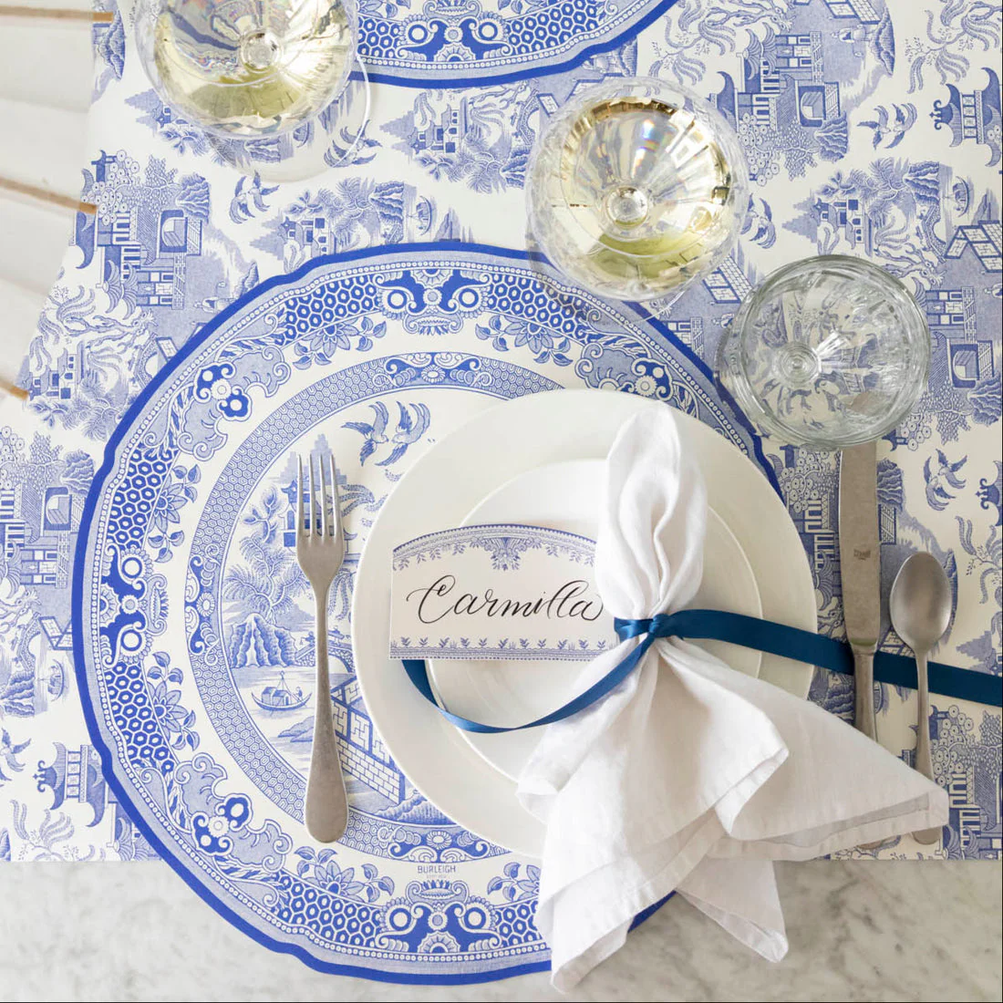 Die-cut Blue Willow Plate Placemat - Image 2