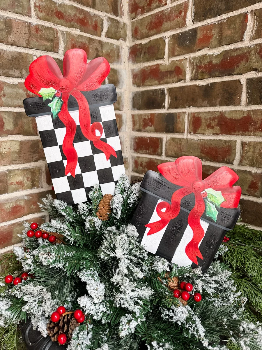 Elegant Gift Box Small - Image 3