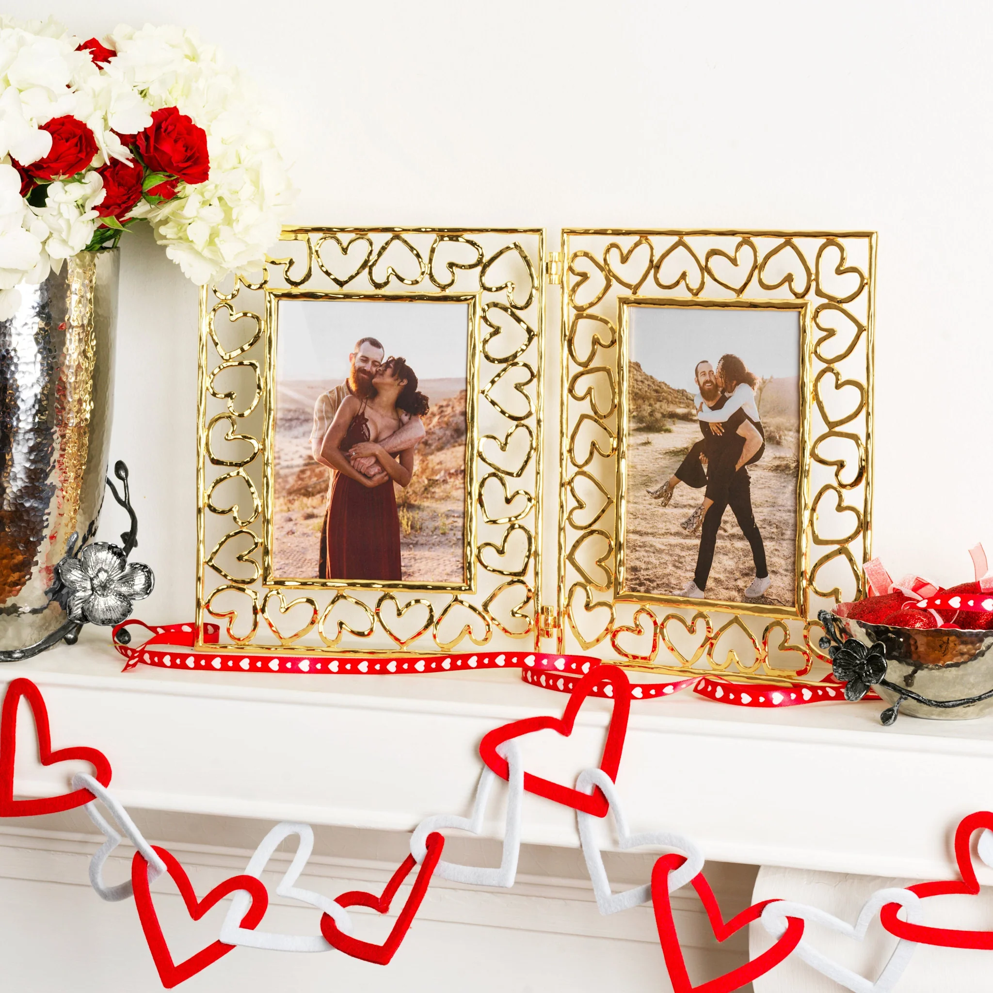 Heart Hinged Frame 5x7 - Gold - Image 2