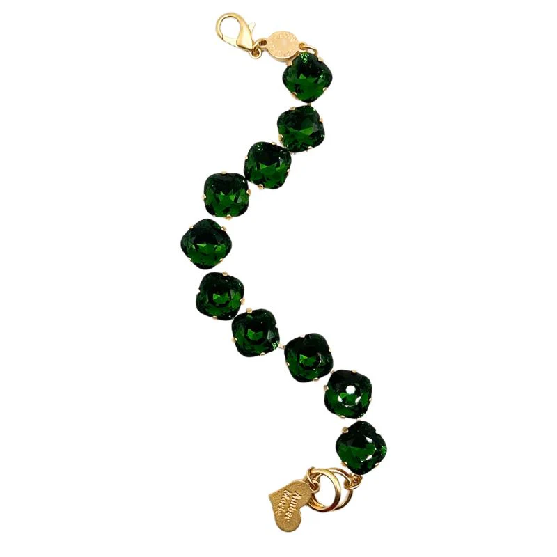 Jere Gold Medium Deluxe Cushion Cut - Dublin - Image 3