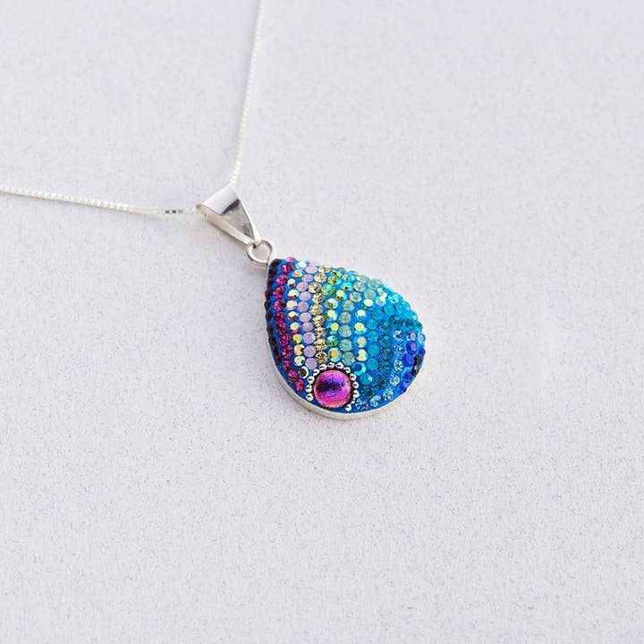 Large Oval Pendant Necklace Purple / Blue