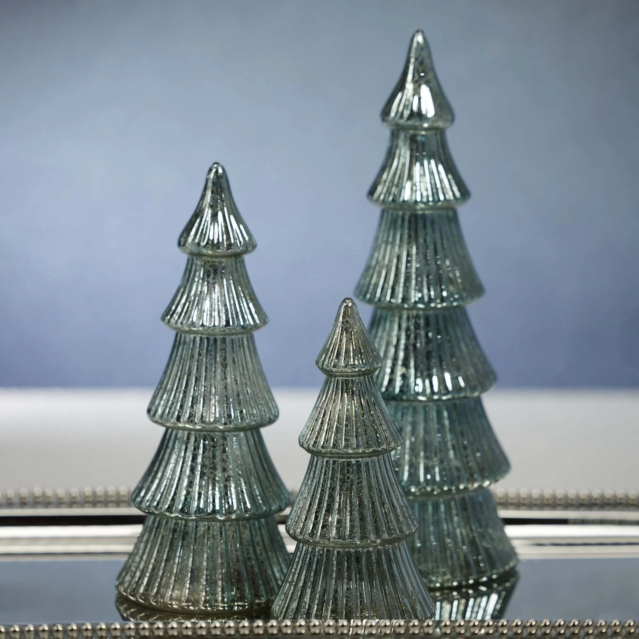 LED Ribbed Antique Tree - Image 2