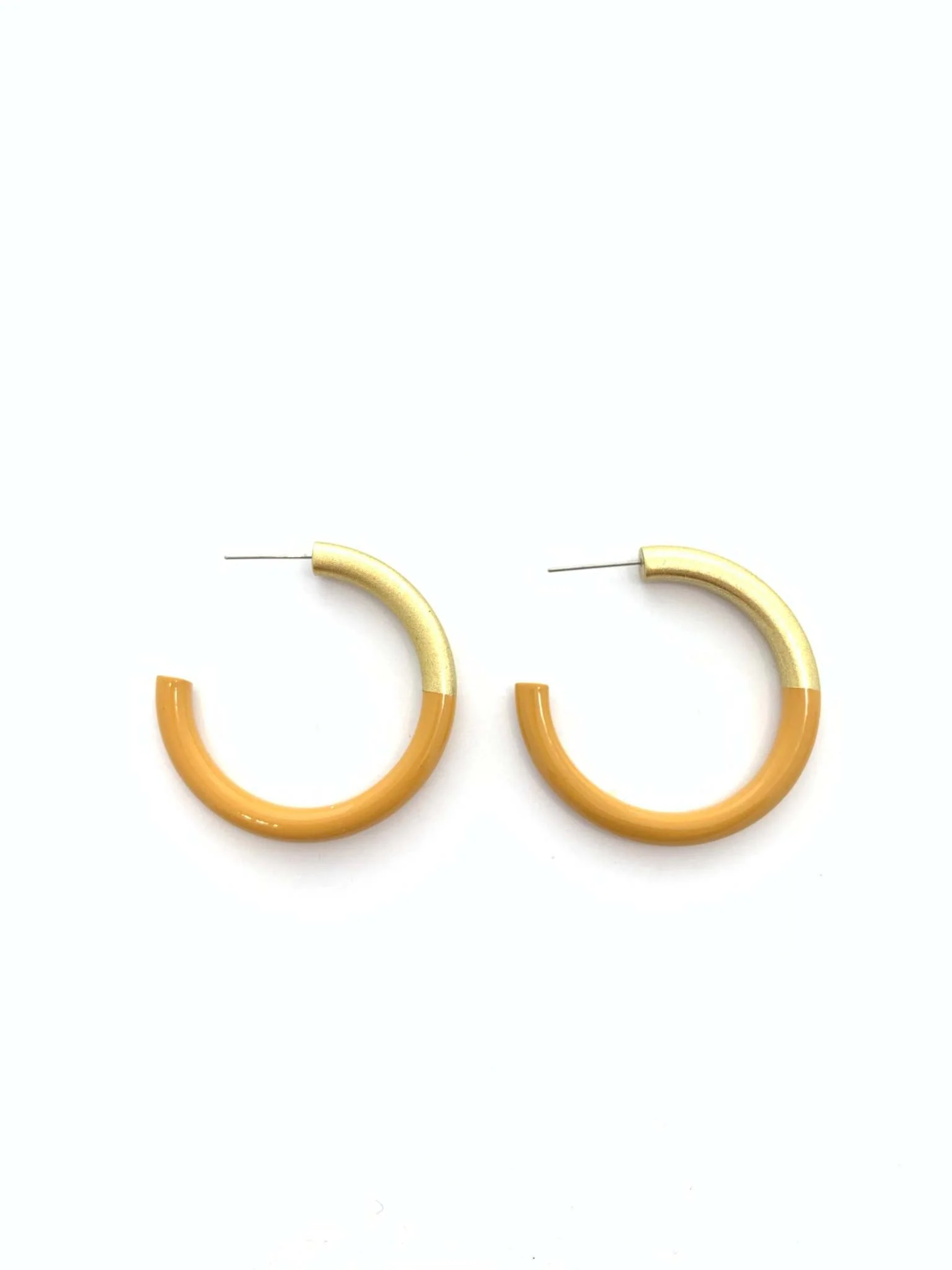 Med LIZ Hoops Earring - Image 15