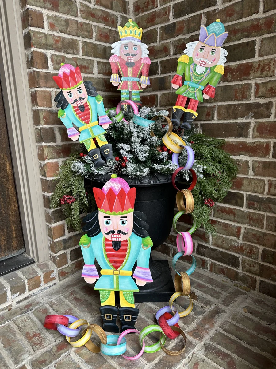 Merry & Bright Nutcracker - Image 3