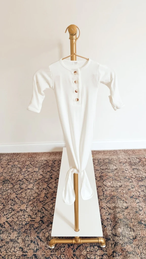 Newborn Knotted Baby Gown and Hat Set - Image 8