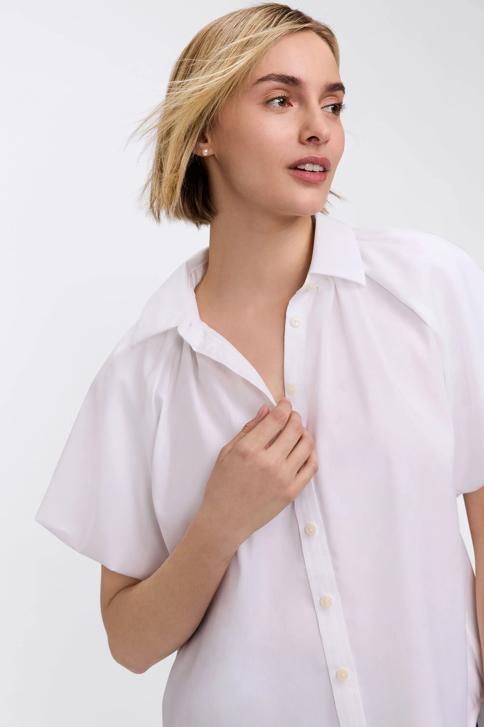 Paula Solid Puff Sleeve Shirt - Image 2