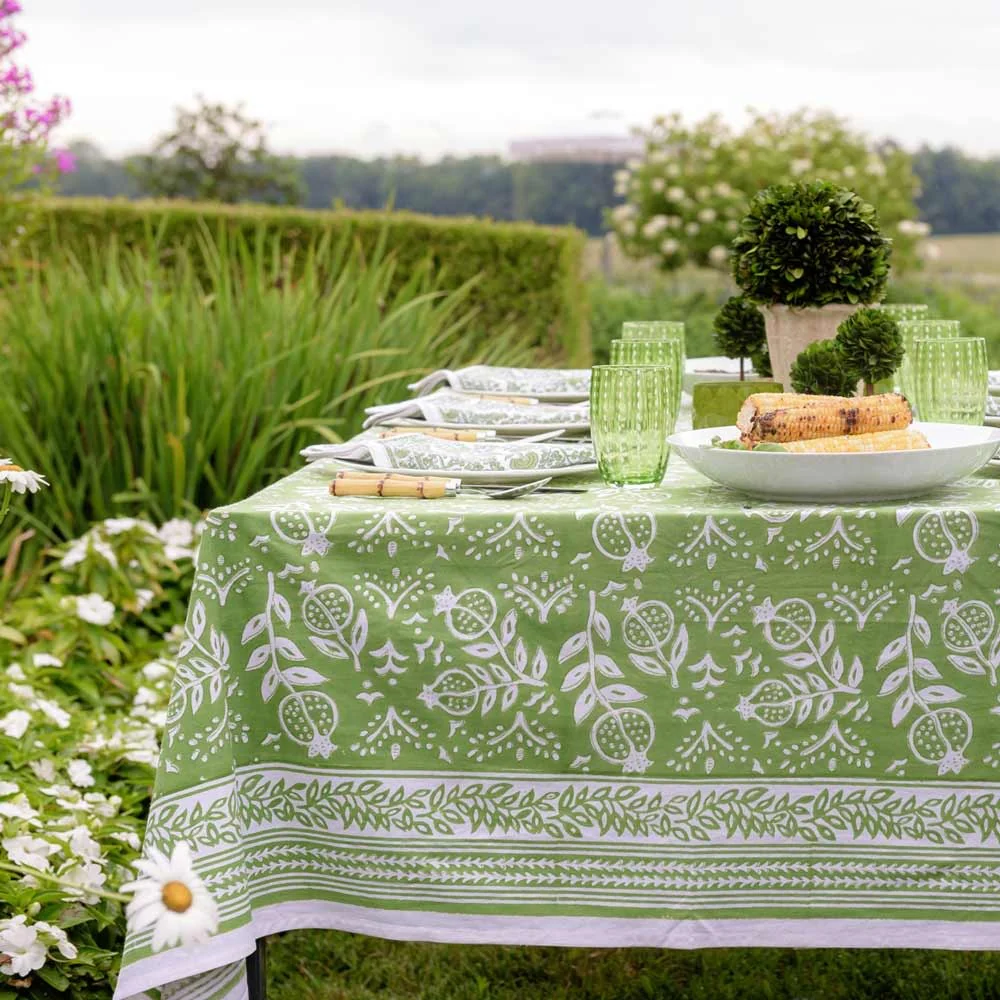 Pomegranate Green Tablecloth 55x55