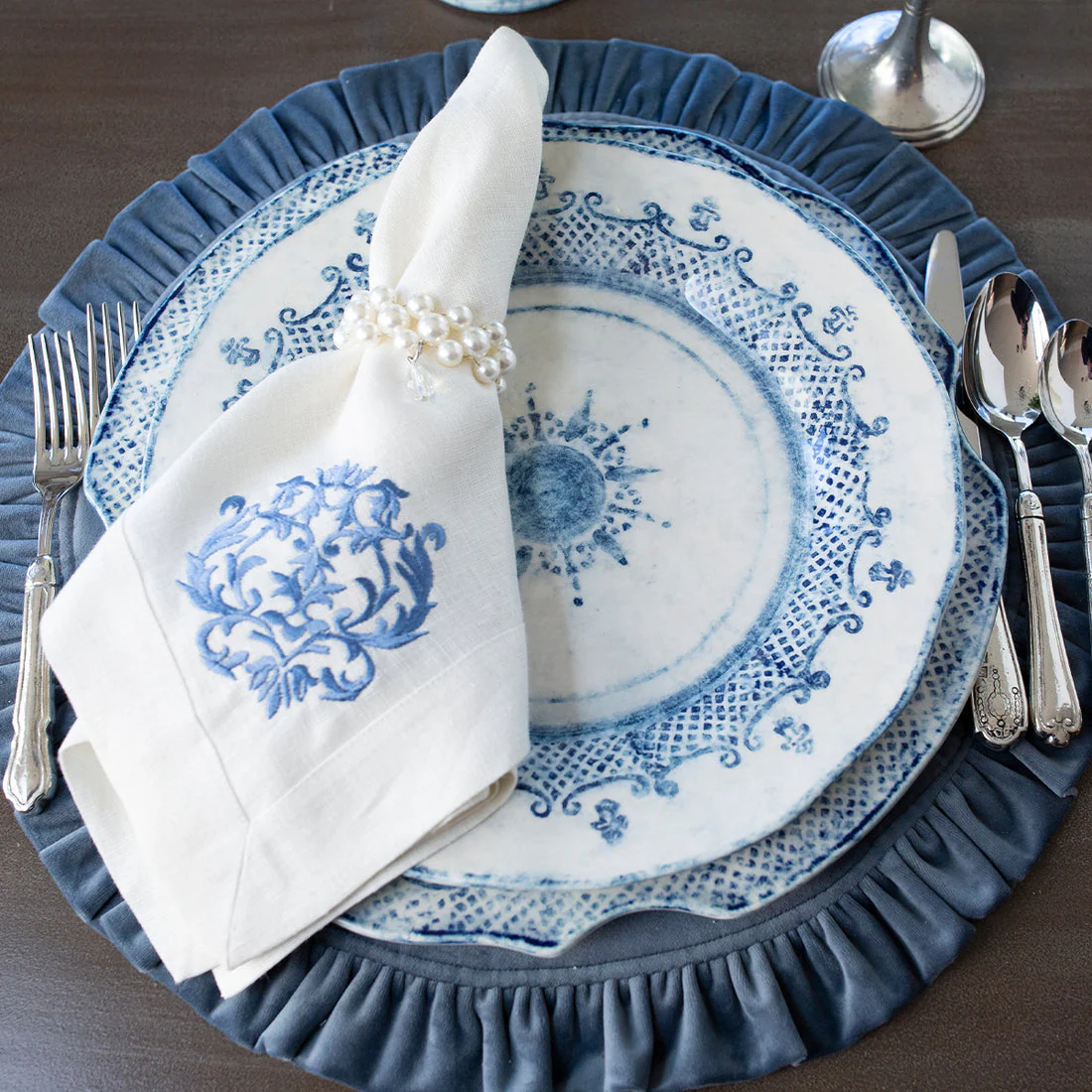 Round Ruffle Velvet Placemat - Image 2