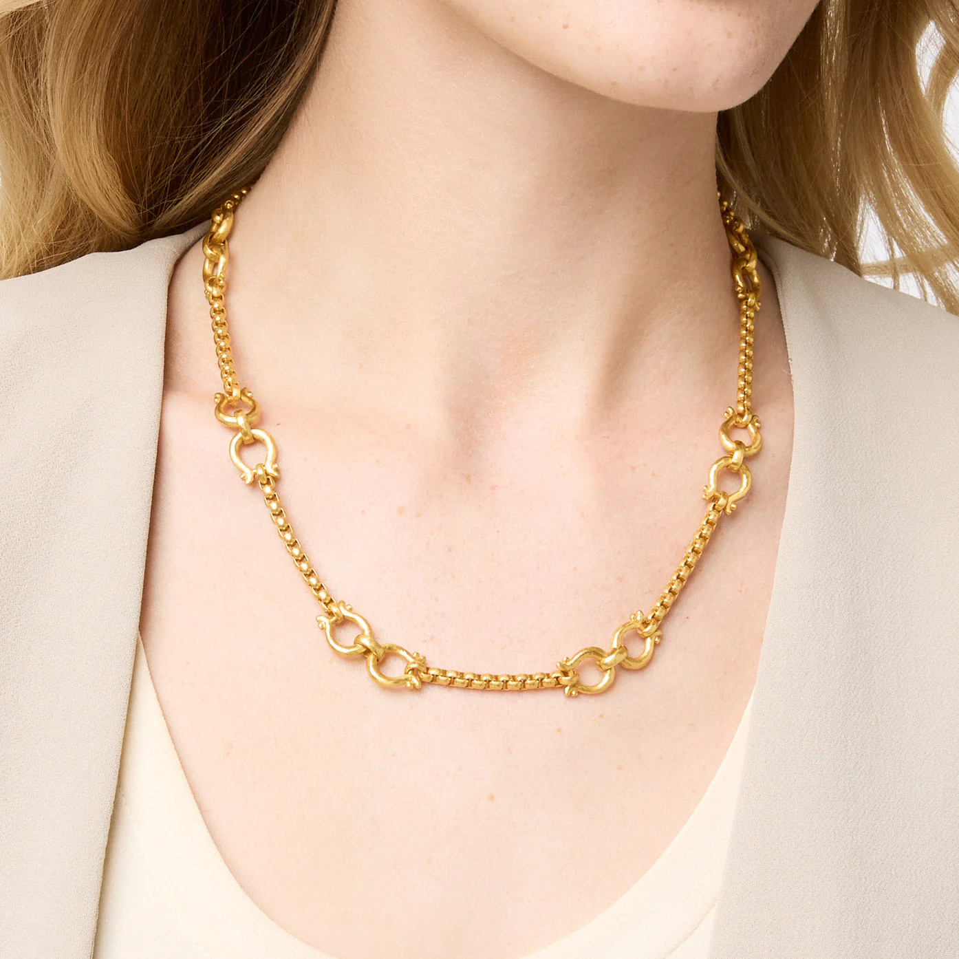 Saratoga Demi Link Necklace Gold - Image 3