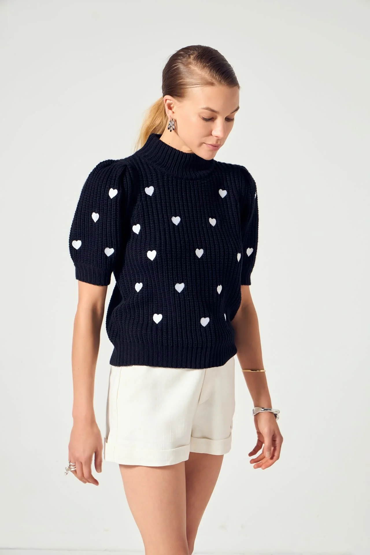 Sierra Heart Shape Embroidery Sweater - Image 4