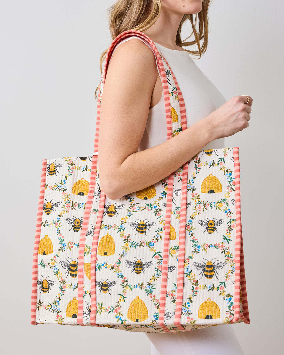 The Traveler Tote in Sweet Bee - Image 3