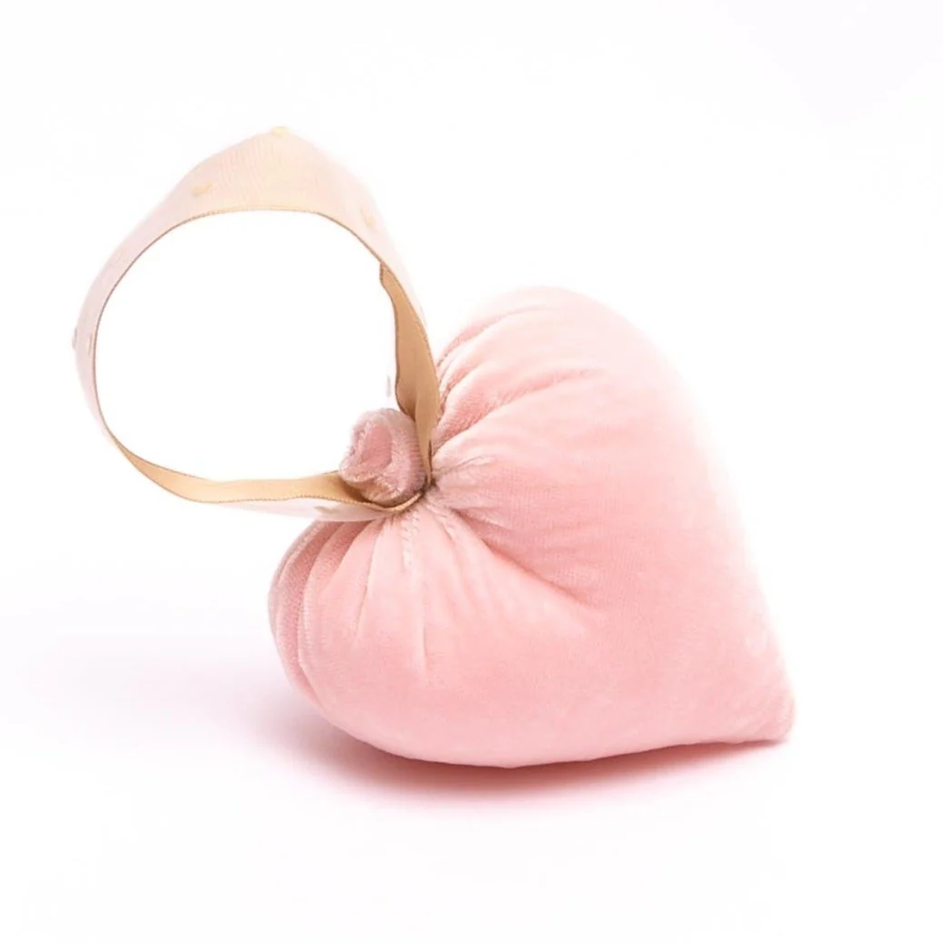 Velvet Heart w/Ribbon - Image 12