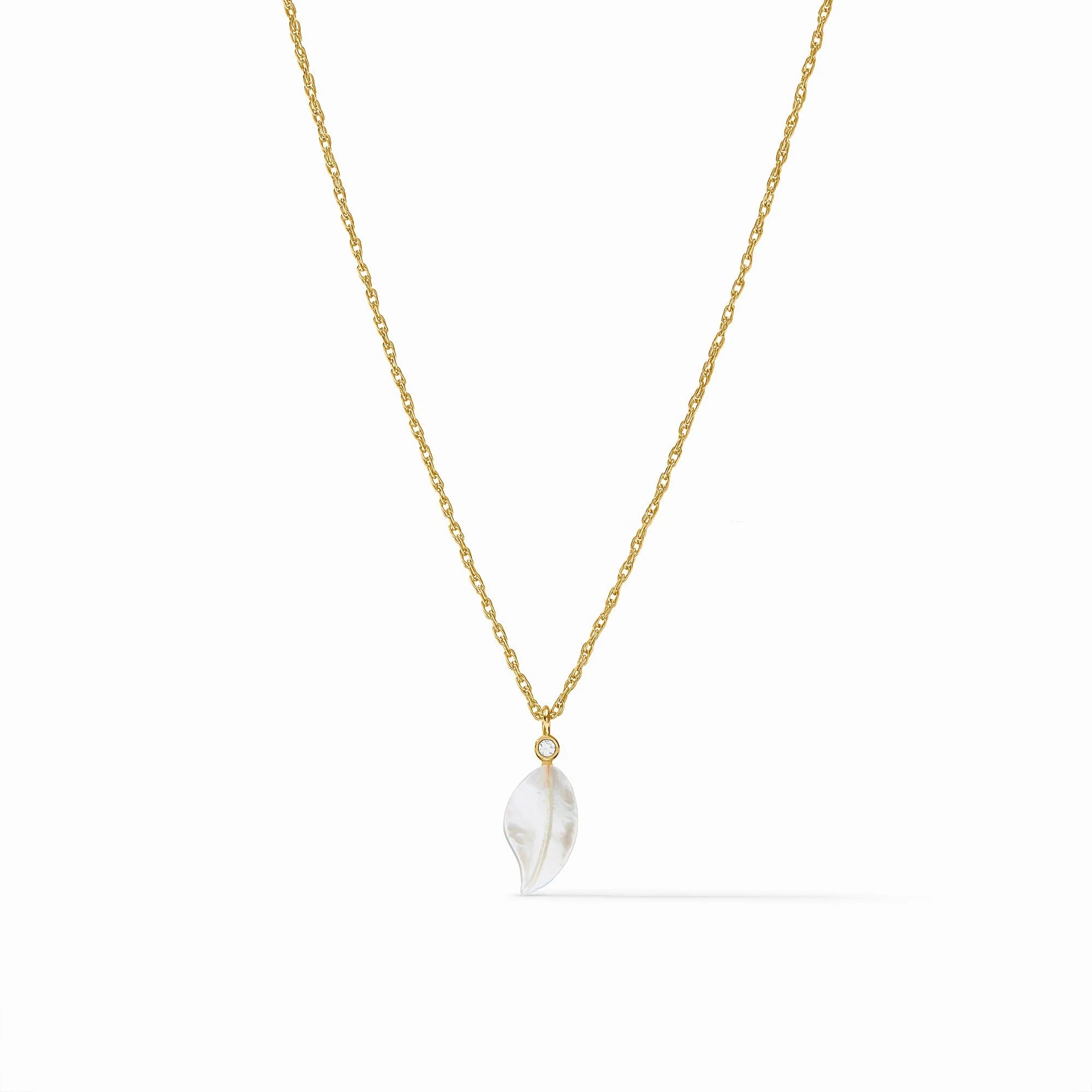 Willow Delicate Necklace Mother of Pearl