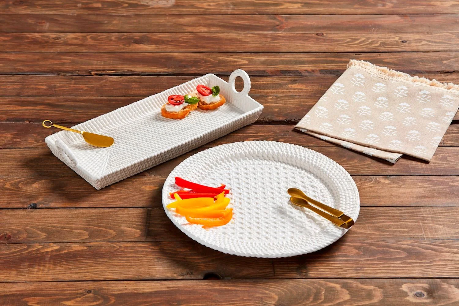 Woven Stoneware Tray Set - Image 2