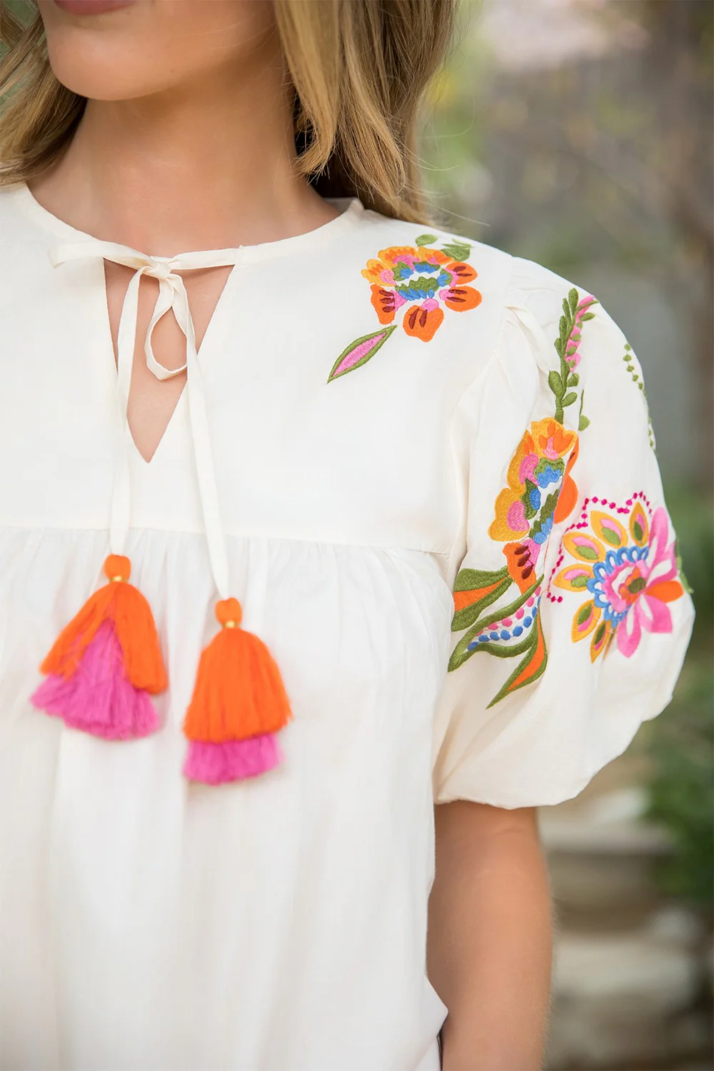 Zoey Embroidered Detail Puff Sleeve Top - Image 4